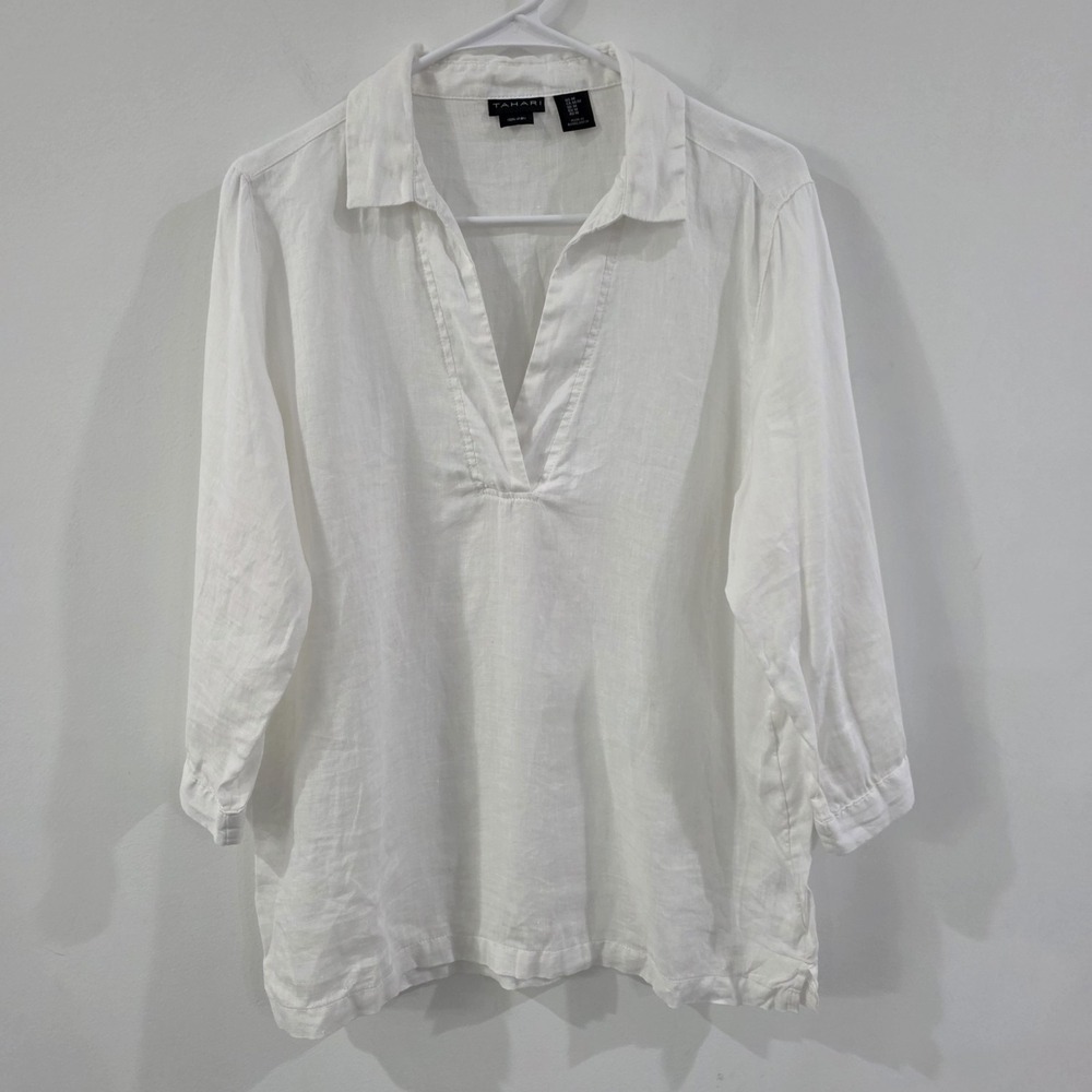 Tahari White V-Neck Tunic Top